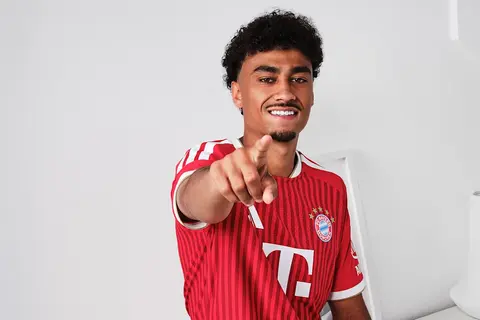 بعد إسماعيل صيباري.. بايرن ميونخ يعلن عن ثاني صفقاته في الميركاتو الصيفي